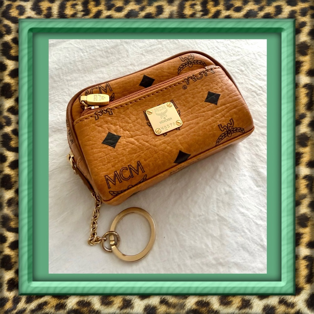 👑✅PRICE FIRM✅AUTHENTIC RARE MCM Visetos Wallet Key Pouch